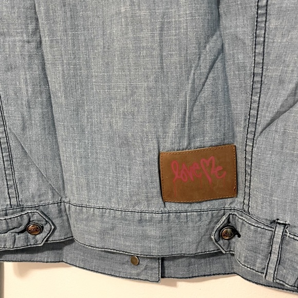 Obey ‘Love Me’ Denim Style Jacket - Picture 3 of 6